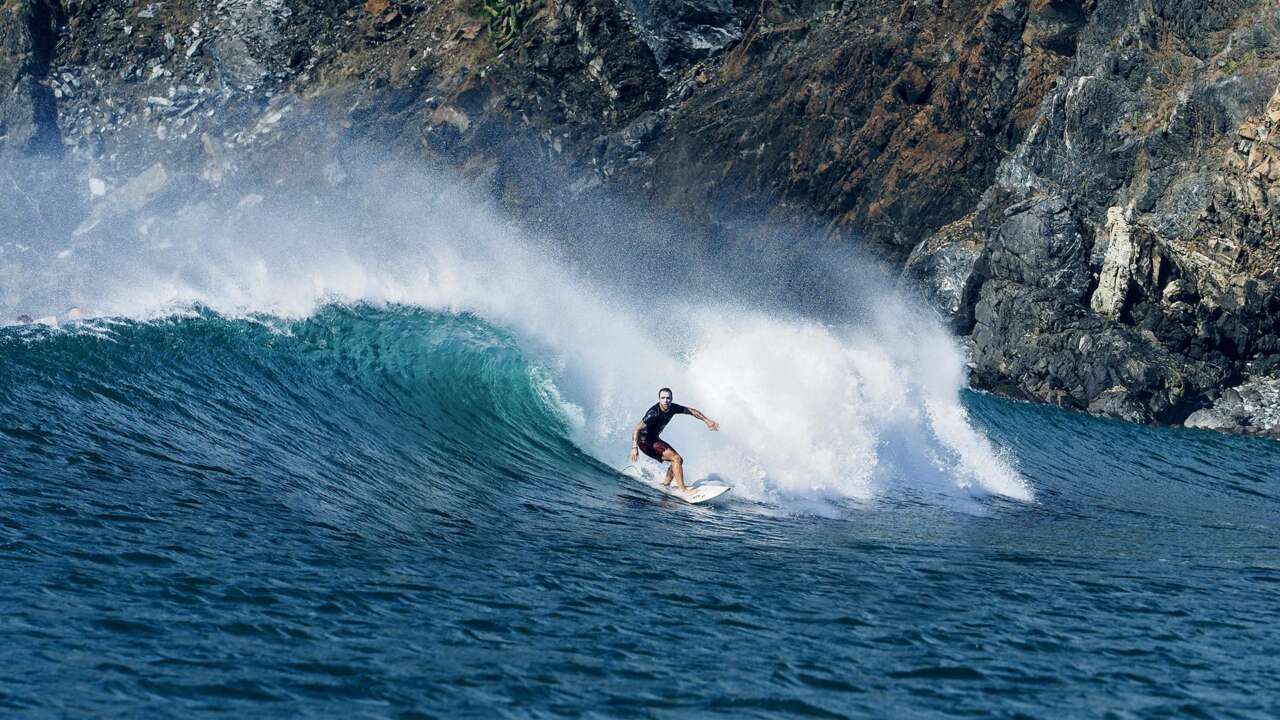 beachbreaks pointbreaks reefbreaks point break